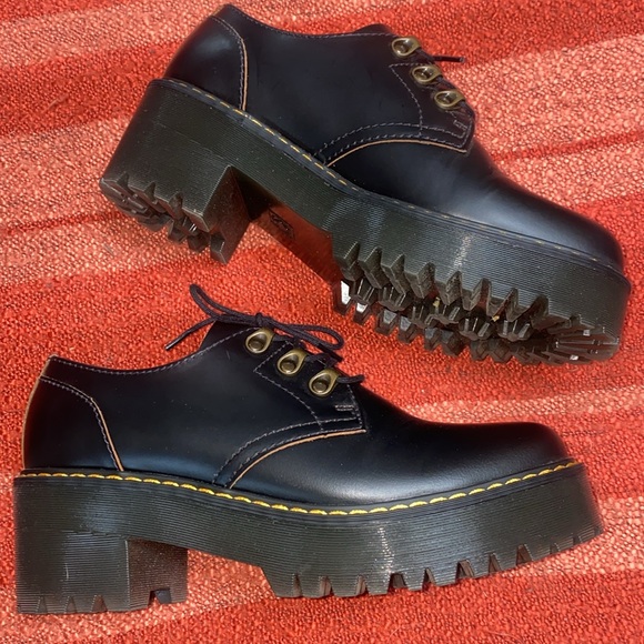 DR MARTENS LEONA LO OXFORD SZ 39 EU/ 8 US WOMEN - Picture 4 of 9